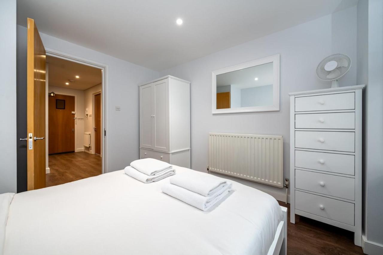 Modern & Spacious 2 Bedroom In Central Лондон Экстерьер фото