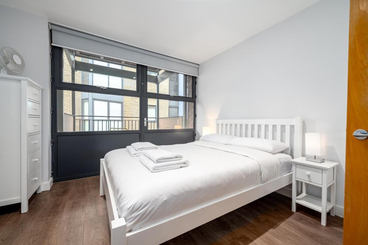 Modern & Spacious 2 Bedroom In Central Лондон Экстерьер фото