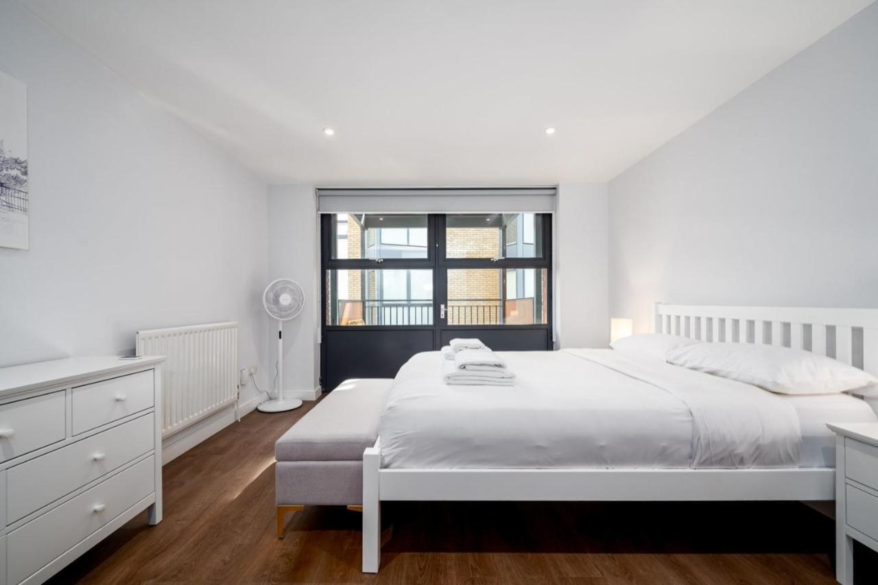Modern & Spacious 2 Bedroom In Central Лондон Экстерьер фото