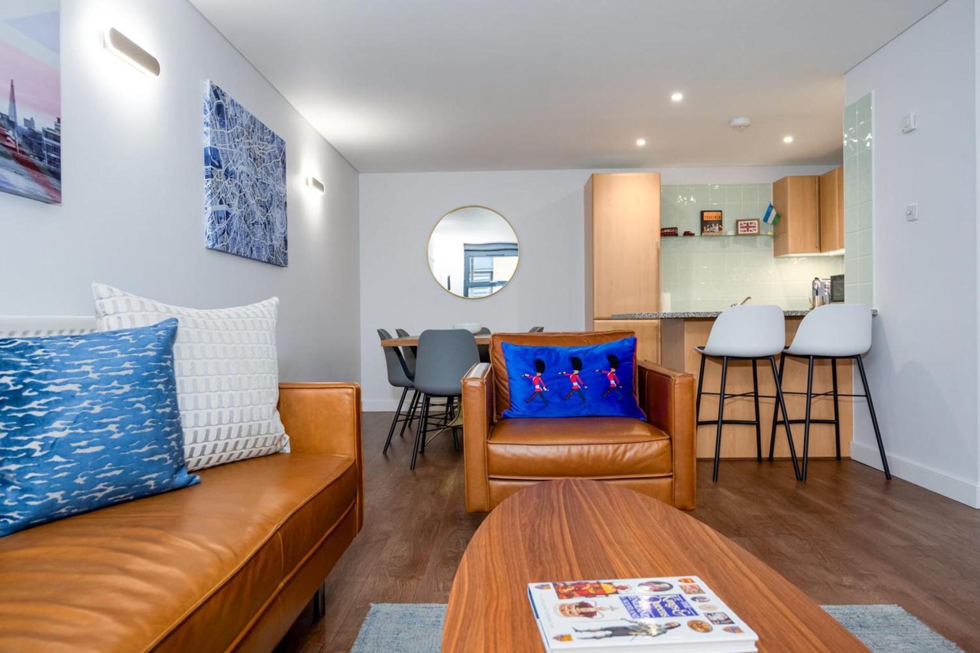 Modern & Spacious 2 Bedroom In Central Лондон Экстерьер фото