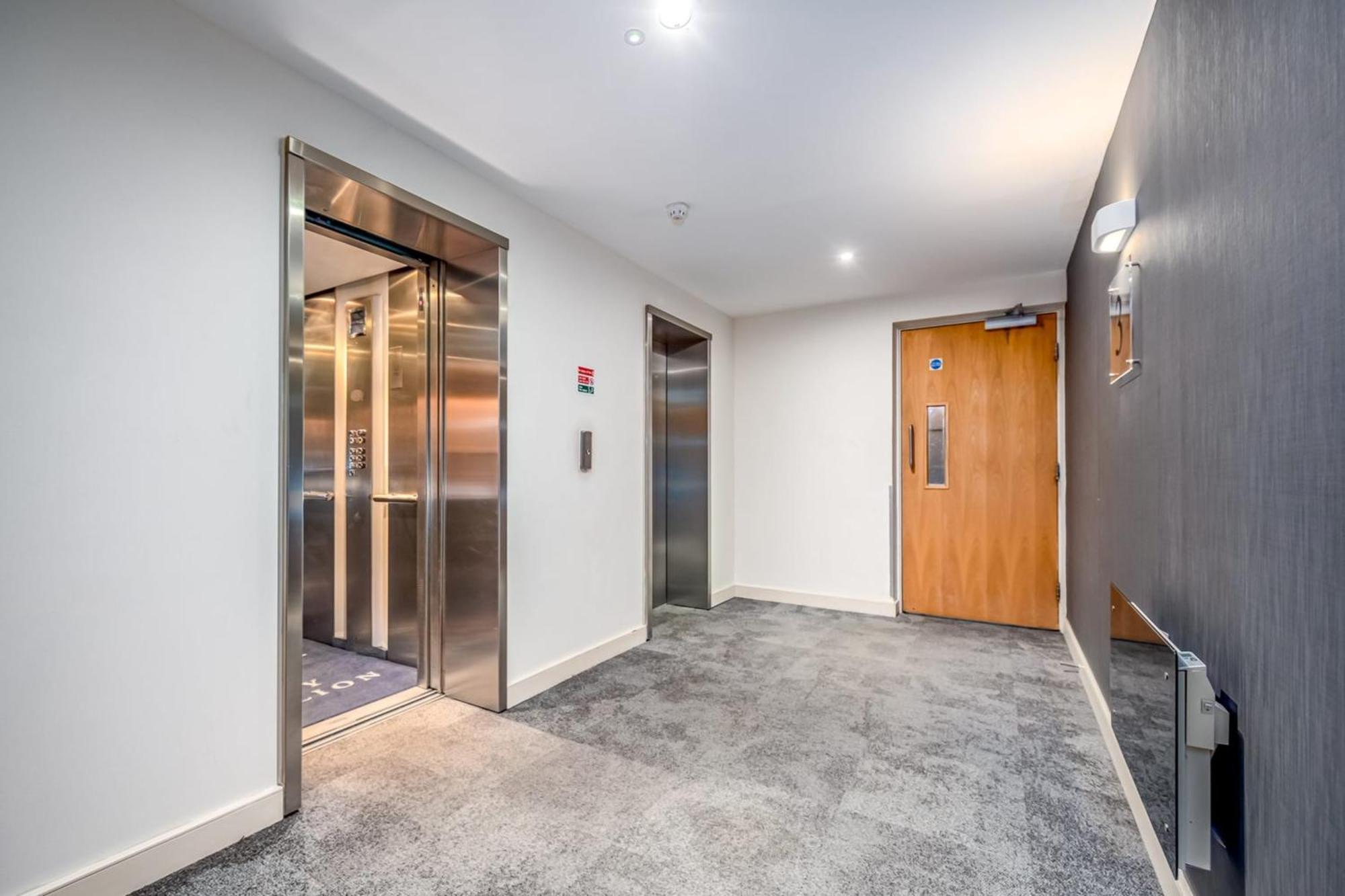 Modern & Spacious 2 Bedroom In Central Лондон Экстерьер фото